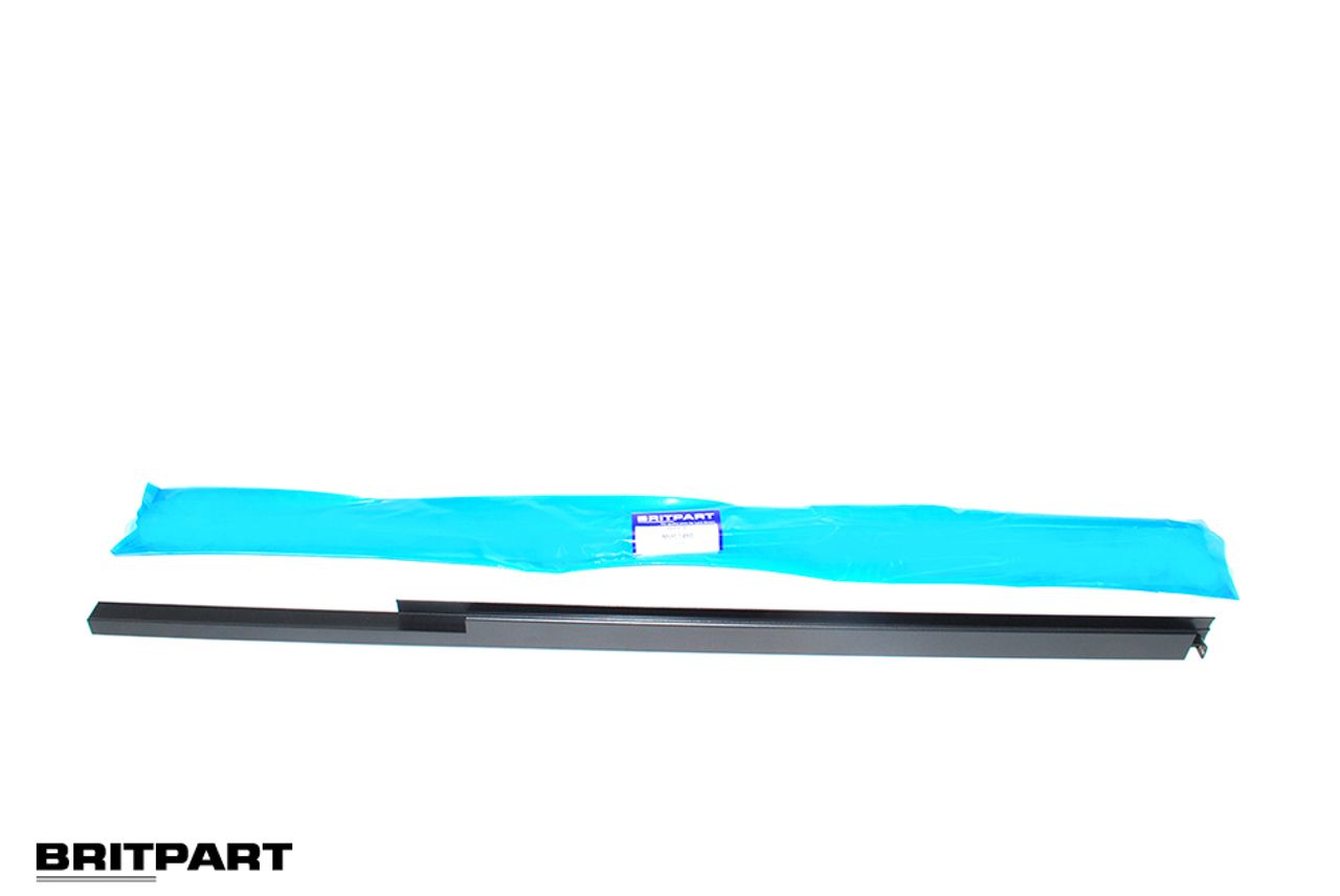 MUC3493.jpg